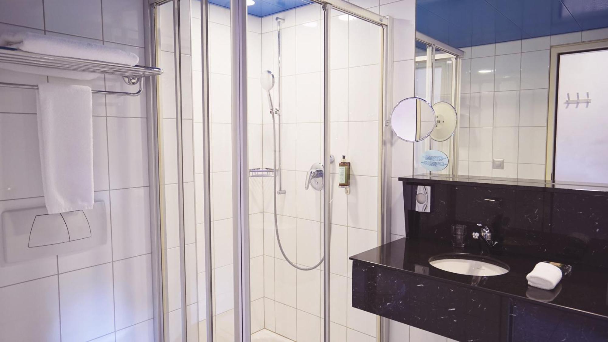 Hotel Real Nyon By Happyculture Екстер'єр фото
