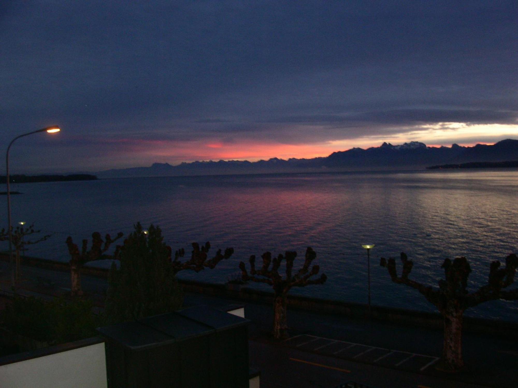 Hotel Real Nyon By Happyculture Екстер'єр фото
